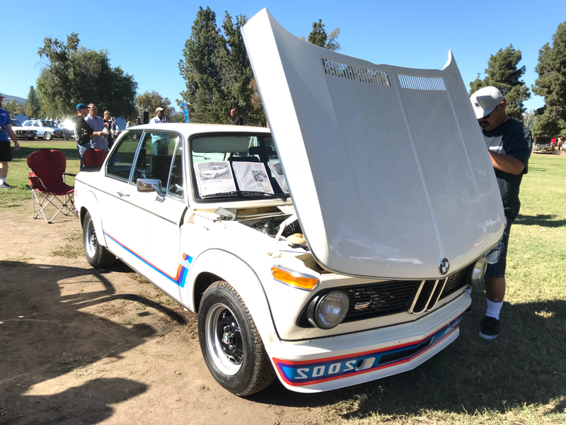 Illustration for article titled Classic BMW's In Van Nuys